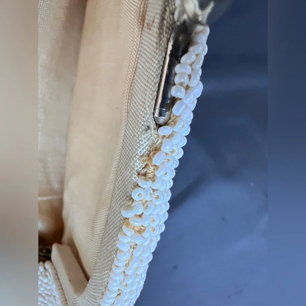 None unique beaded